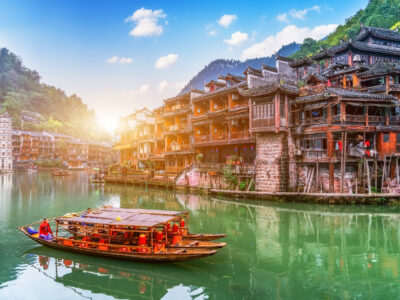QUẢNG NGÃI - TRƯƠNG GIA GIỚI – PHƯỢNG HOÀNG CỔ TRẤN 5 ngày 4 đêm