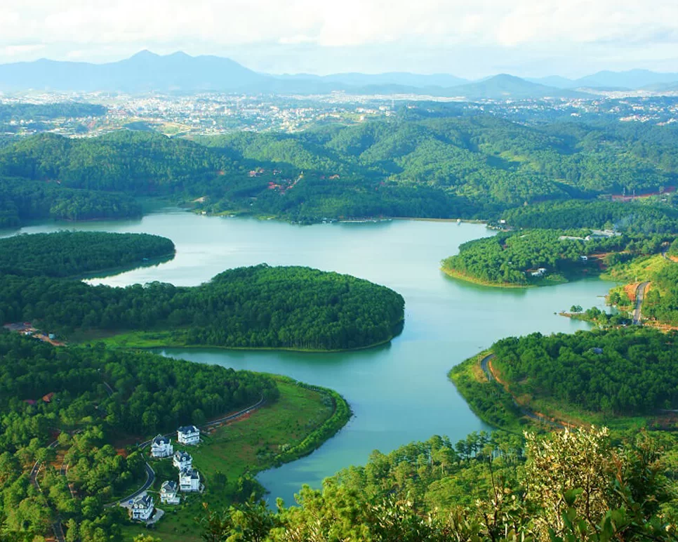 Tour du lịch thu đông thú vị dành cho giới trẻ