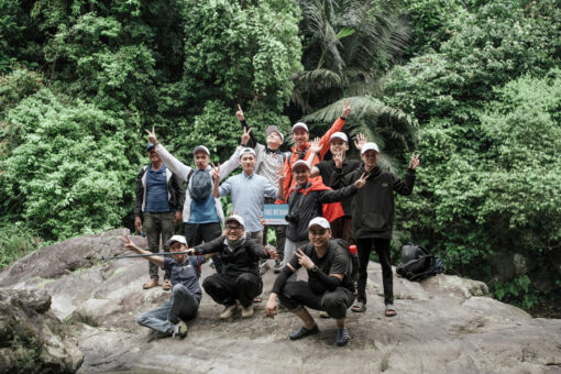 Tour trekking chinh phục thác Mờ Nanh đầu tiên ở Quảng Ngãi