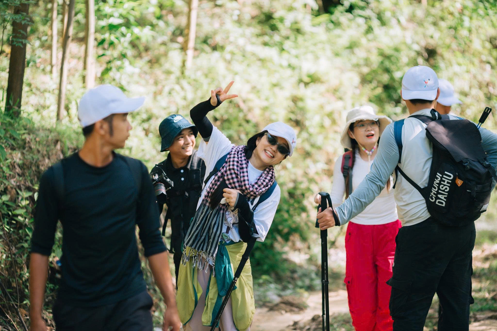 quy tắc an toàn khi đi trekking, treeking cocotravel, trekking thác mờ nanh quảng ngãi