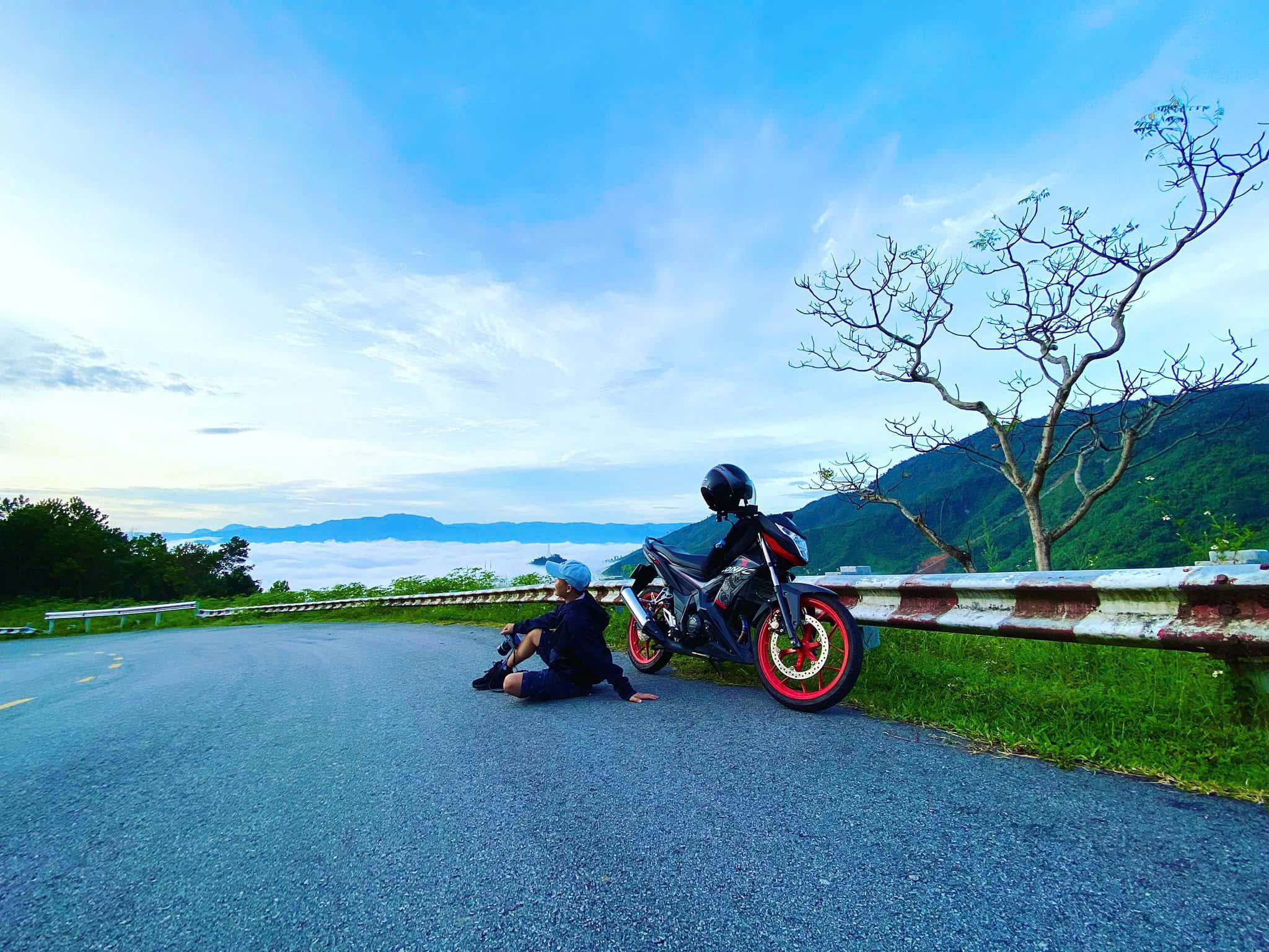 đèo Vi Ô Lắc quảng ngãi, đèo Vi Ô Lắc ở đâu, đường đi đèo Vi Ô Lắc ,săn mây, săn mây đèo Vi Ô Lắc, thời điểm săn mây 