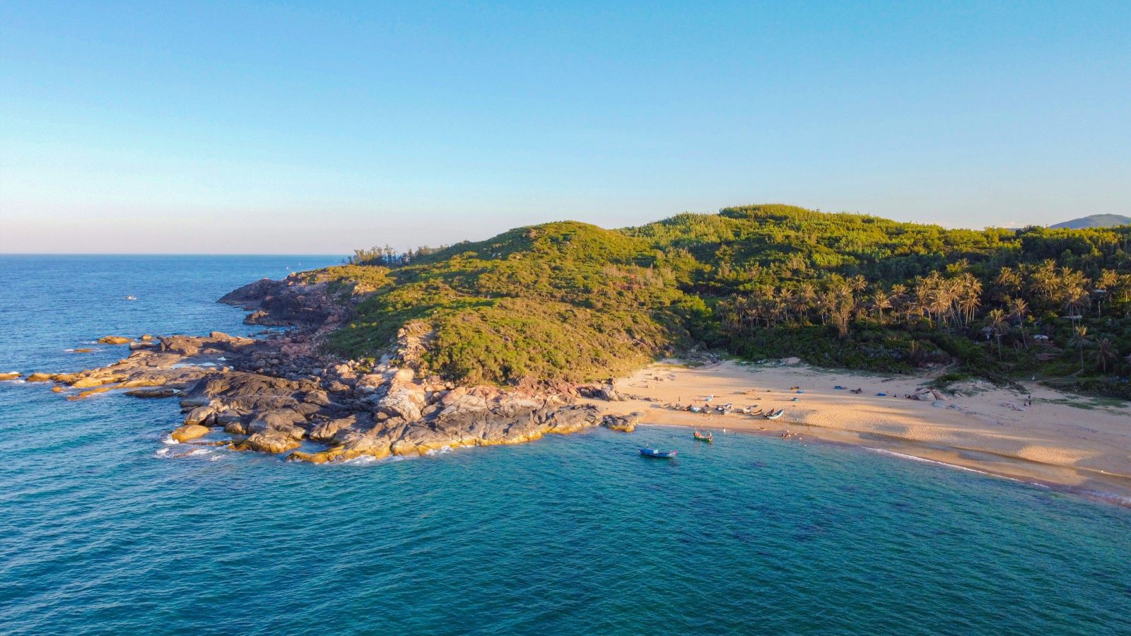 du lịch Quảng Ngãi,top điểm du lịch Quảng Ngãi nổi bật, tour du lịch quảng ngãi, du lịch sa huỳnh Quảng Ngãi, quang ngai trip, cocotravel, toursa huỳnh quảng ngãi, làng gò cỏ