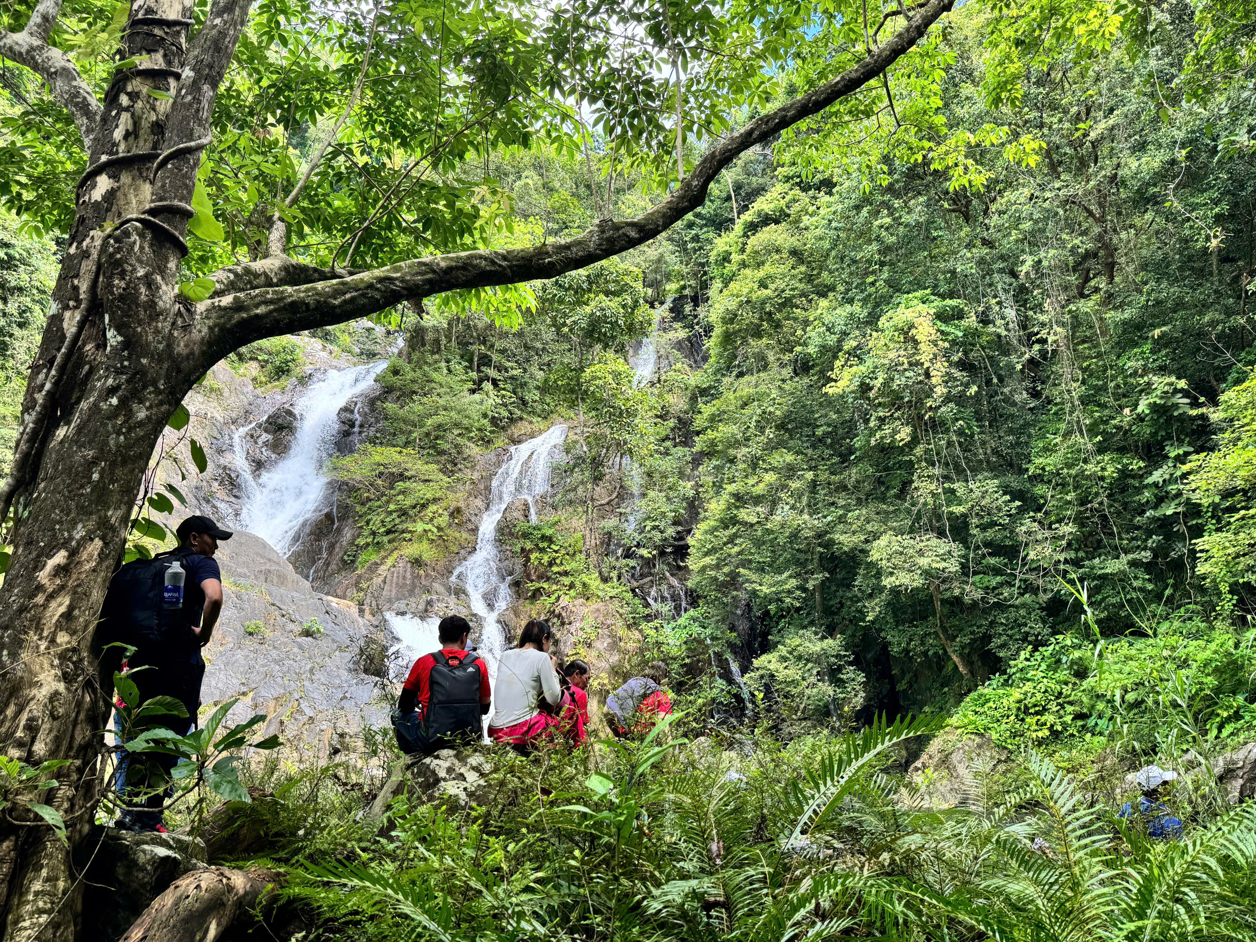 TOUR TREKKING THÁC KHỈ QUẢNG NGÃI 2025