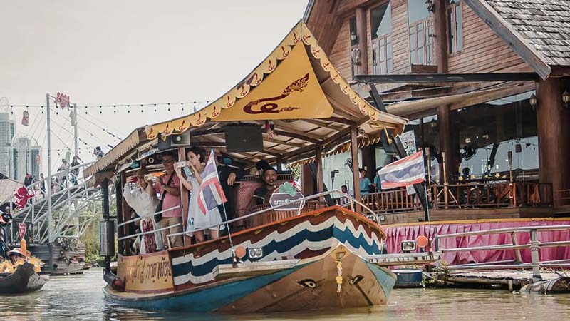 Khám phá chợ nổi bốn miền Pattaya ở Thái Lan