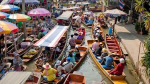 Khám phá chợ nổi bốn miền Pattaya ở Thái Lan