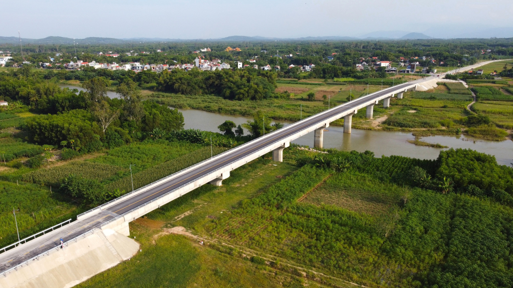 Cầu Thạnh Đức và cầu Thạch An Quảng Ngãi