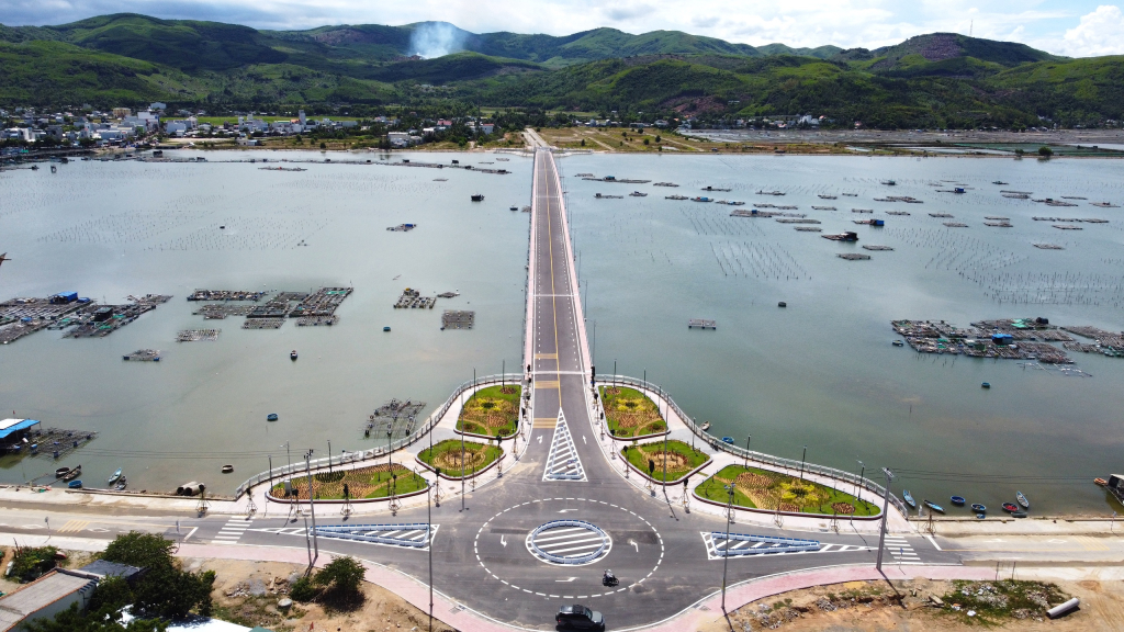 Cầu Thạnh Đức và cầu Thạch An Quảng Ngãi