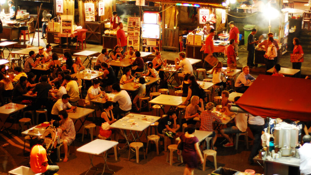 Khám phá những điểm ăn đêm nổi tiếng ở Singapore